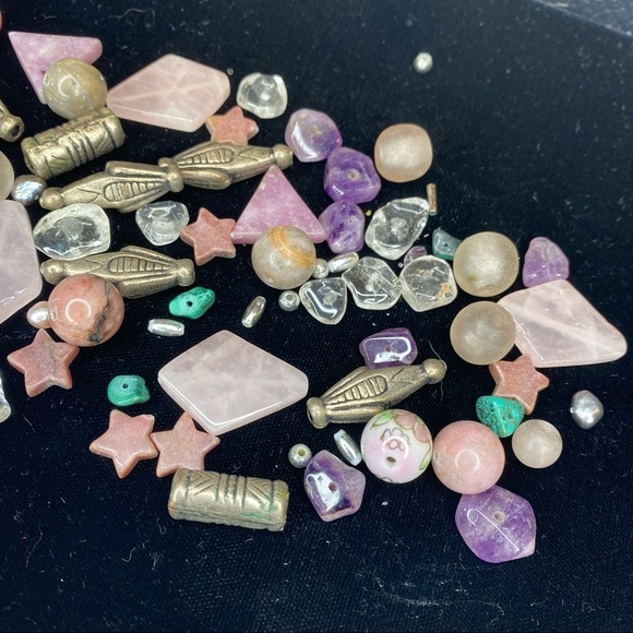 Mixed Lot Craft Jewelry Beads Round Quartz Metal Triangles Stars Pink Purple - Picture 3 of 9